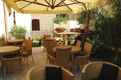 Hotel Il Portico Favignana Italy