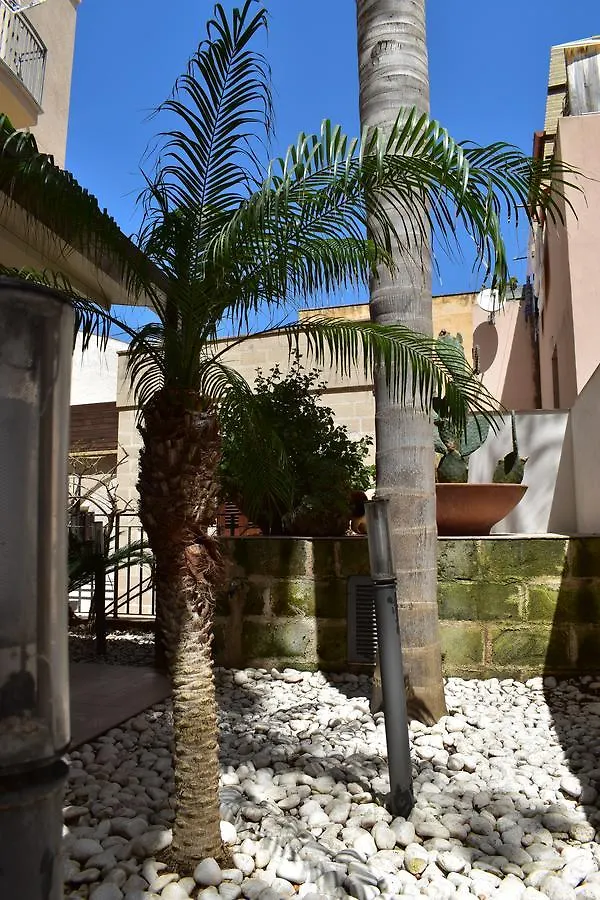 Hotel Il Portico Favignana 3*,